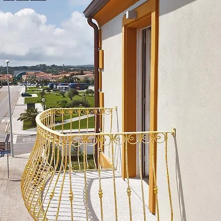 Отель Muita Di Mari Санта-Тереза-Галлура