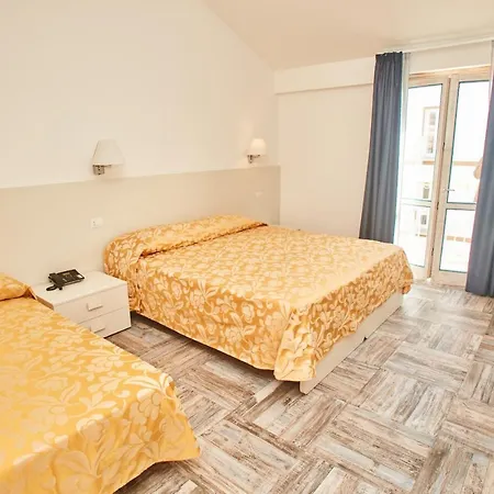 Muita Di Mari Отель 3*