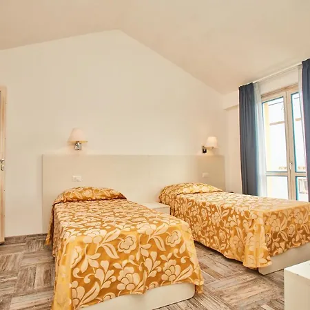 Hotel Muita Di Mari 3*