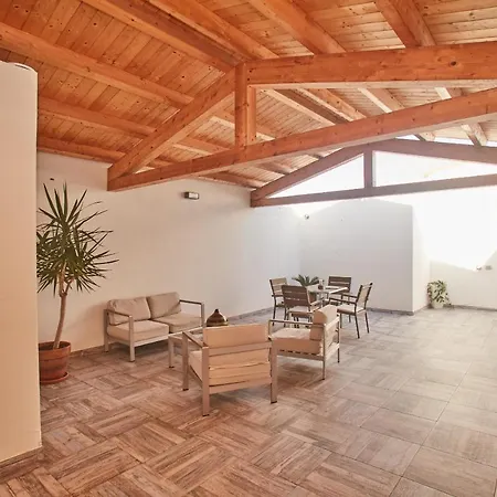 Отель Muita Di Mari Санта-Тереза-Галлура