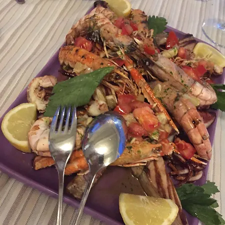 Отель Muita Di Mari 3*