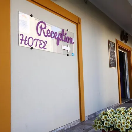 Muita Di Mari Hotel 3*
